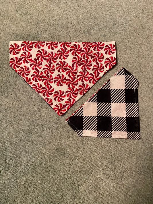 XS 🎄 Christmas Peppermint/Black & White Plaid Bandana