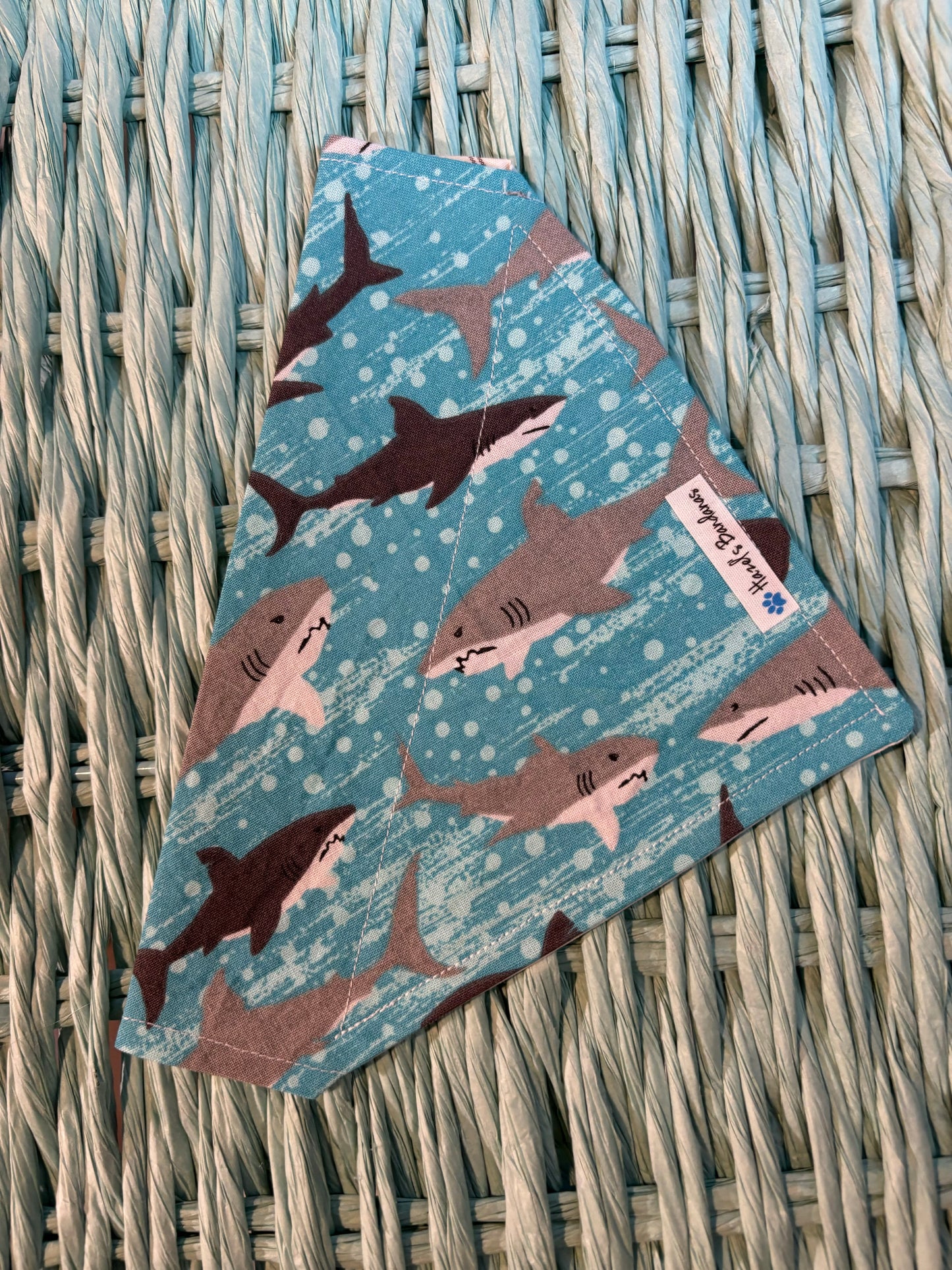 Shark bandana 🦈 Small