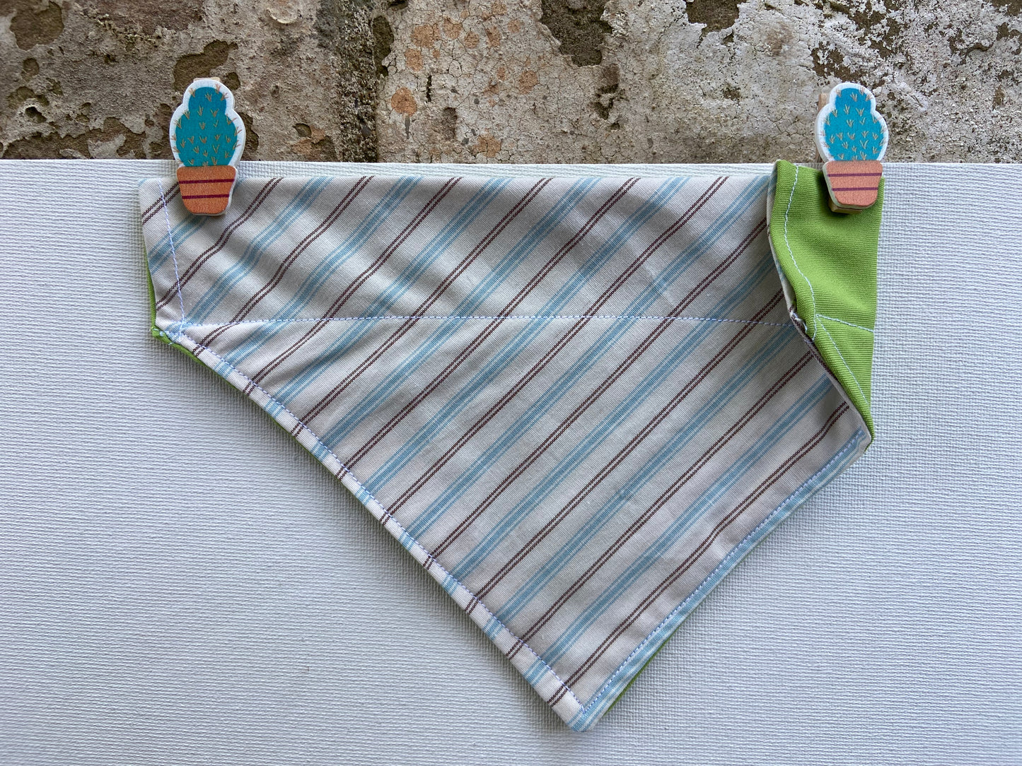 Small stripes & light green bandanas