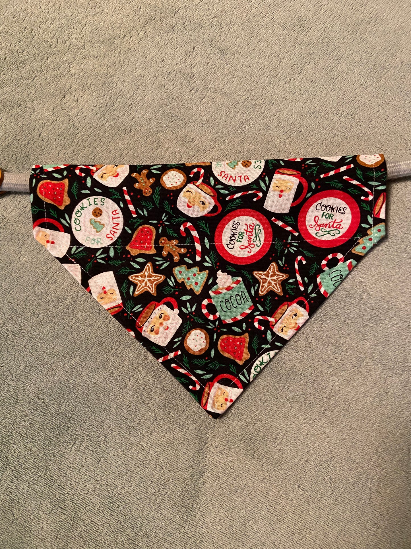 XS & S 🎄 Christmas bandanas (cookies for Santa/red snowflake)